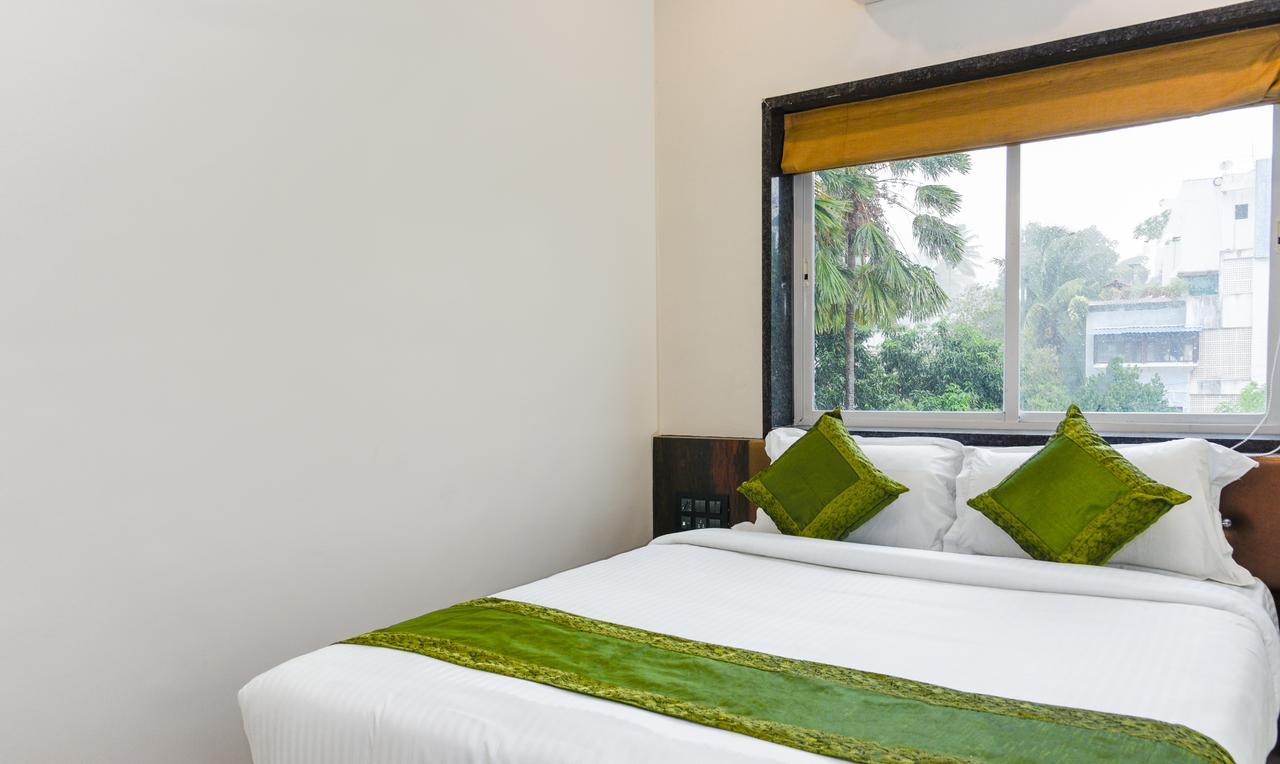 Treebo Trend Malhaar Regency Hotel Chinchvad Buitenkant foto